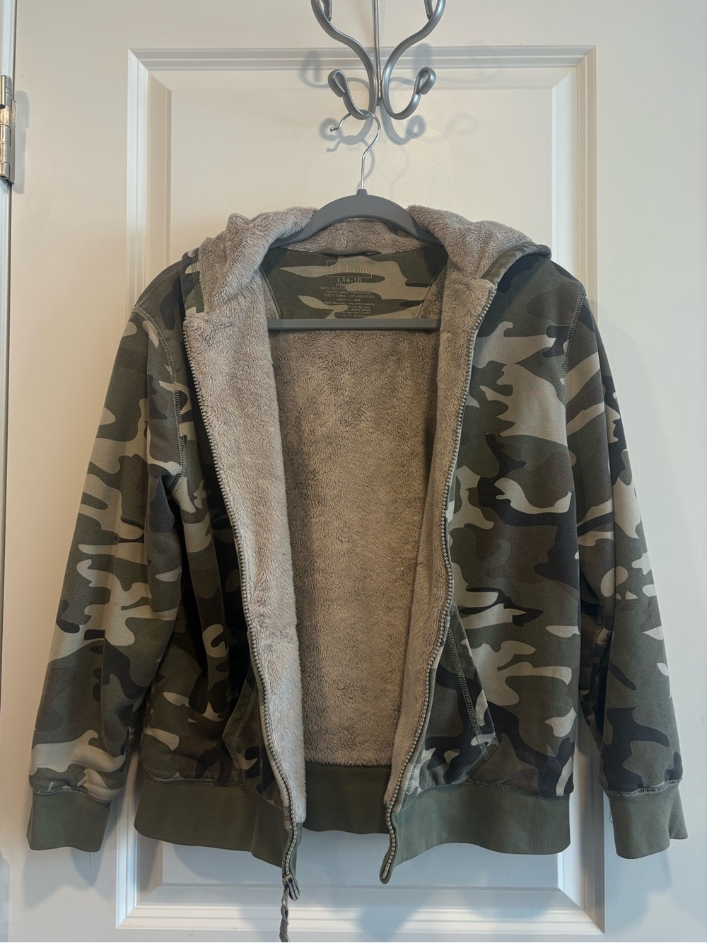L.L bean Camo Sherpa-Lined Zip Hoodie - Green Camo